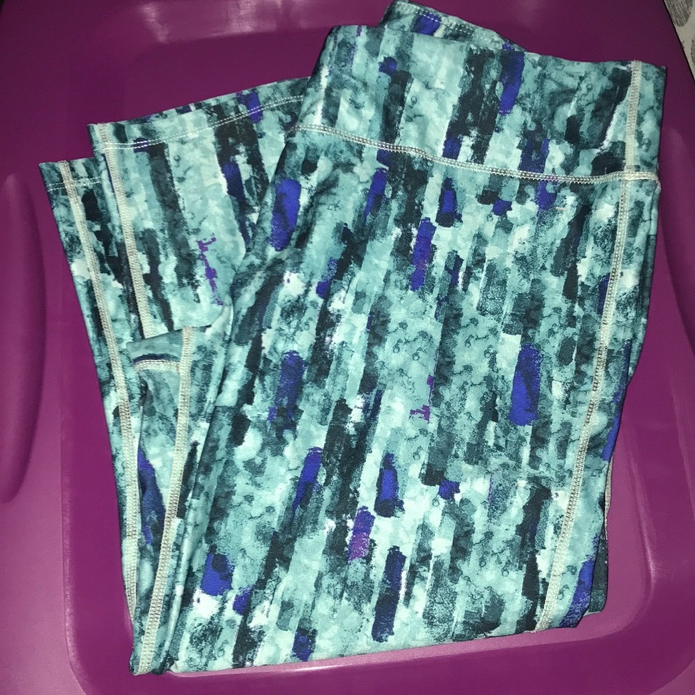 Workout capris